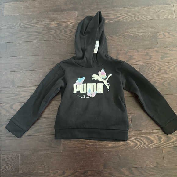 BNWT Puma Girls size6 hoodie with butterfly print - Picture 2 of 2